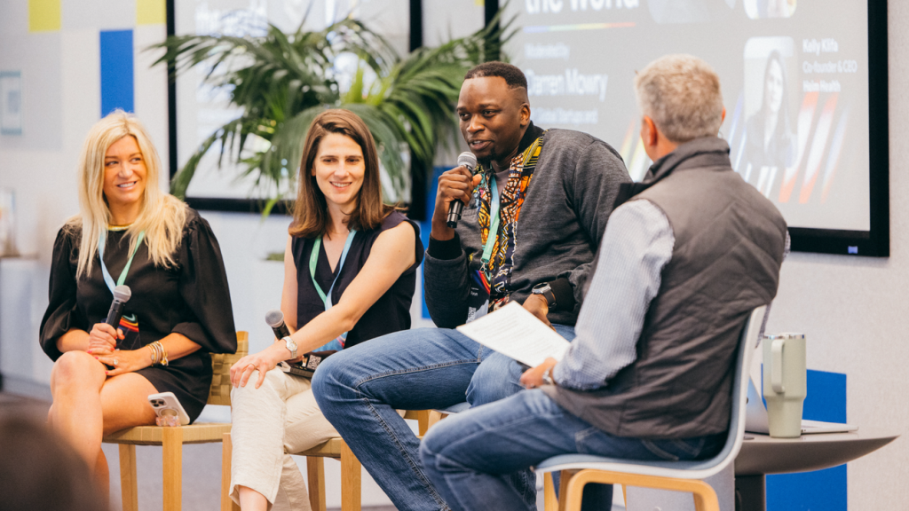 Google official forum image showing four people discussing startup issues on a panel